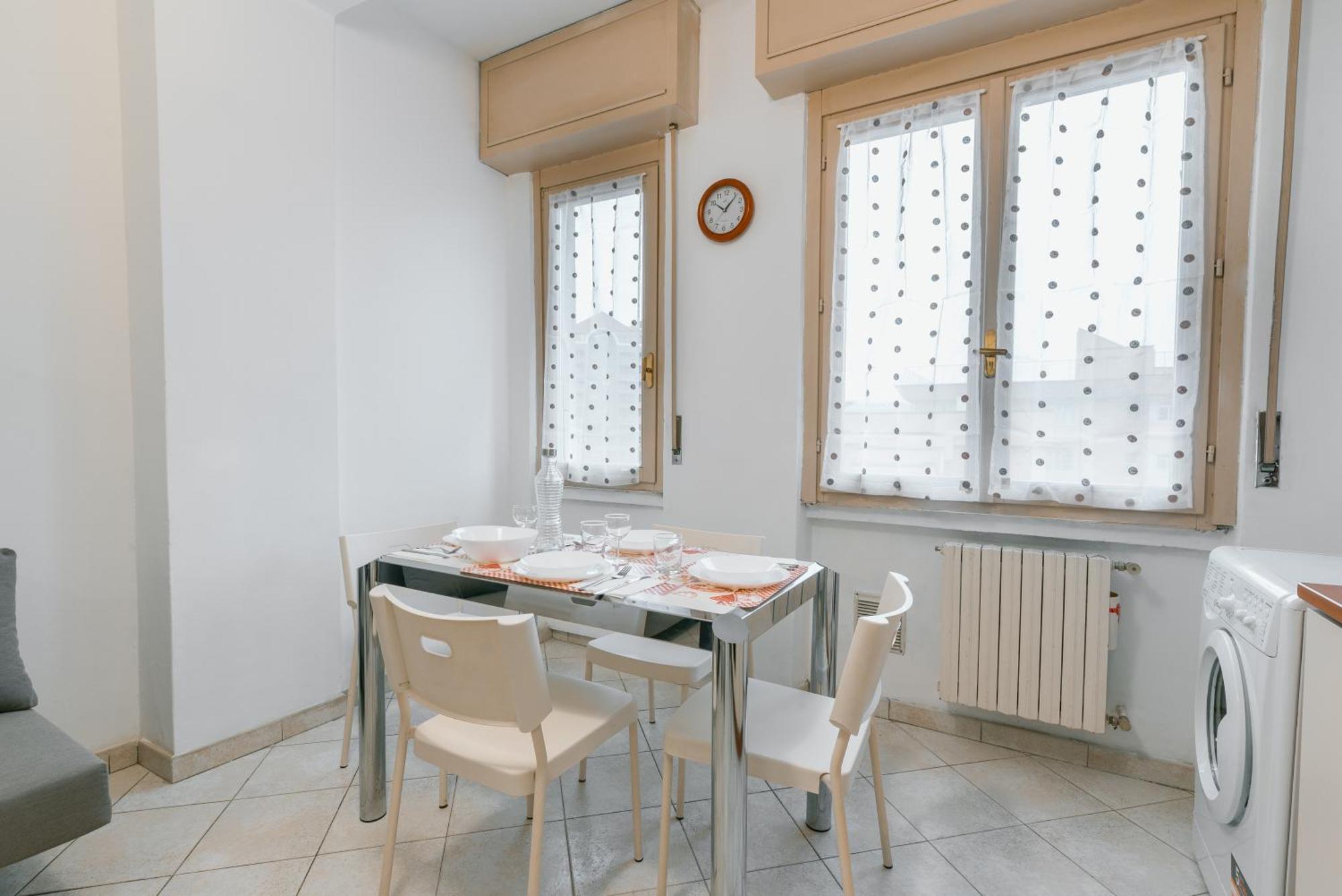 Ihost Apartment - De Andreis 11 Милано Екстериор снимка
