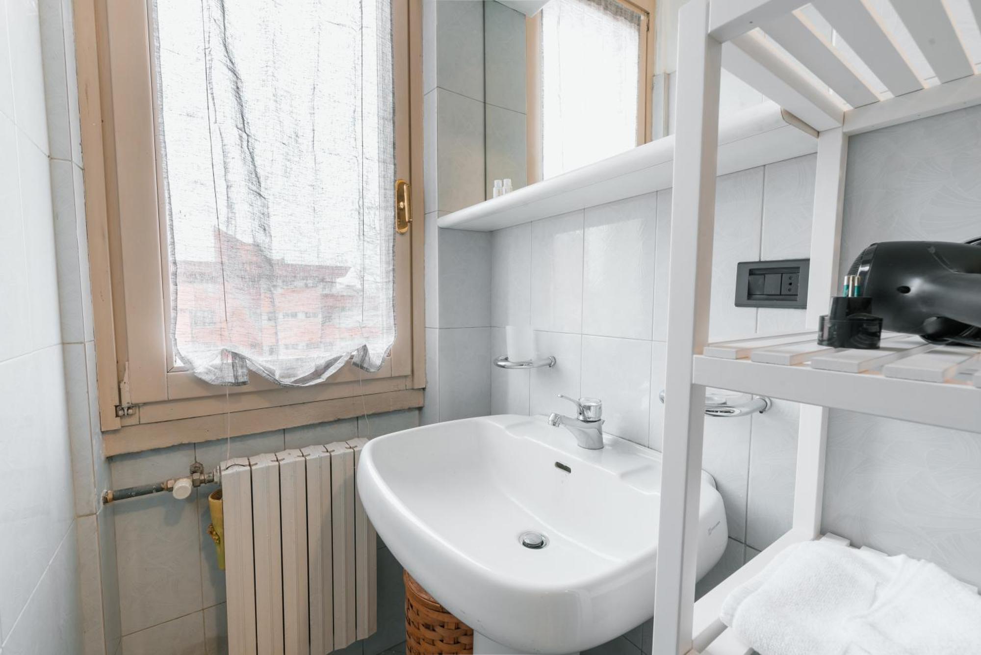 Ihost Apartment - De Andreis 11 Милано Екстериор снимка