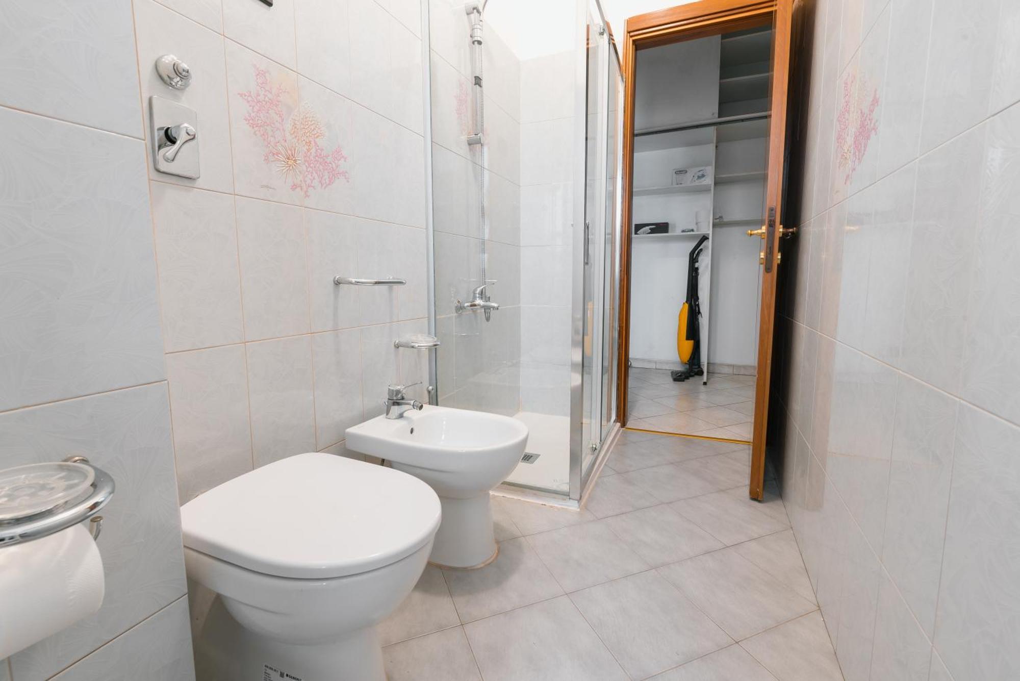 Ihost Apartment - De Andreis 11 Милано Екстериор снимка
